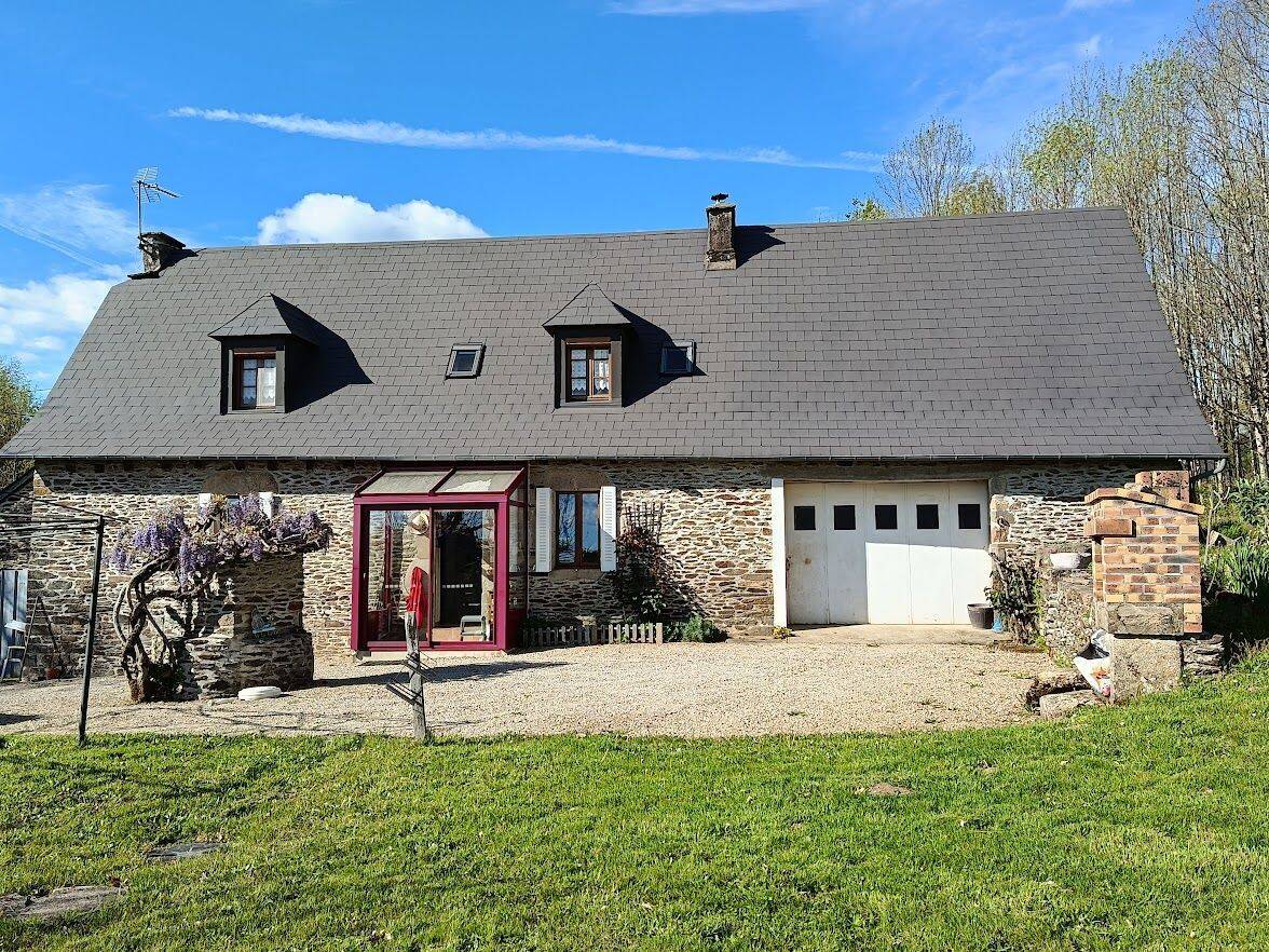 Maison 5 pièces 98 m² · à Saint-Merd-de-Lapleau · 98 m² · 220 000 €