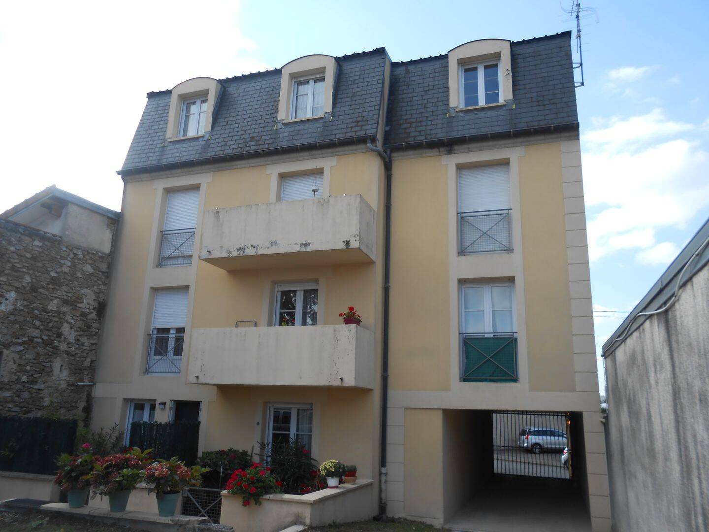 Appartement 1 pièce 28 m² · à Pontault-Combault · 28 m² · 730 €/mois