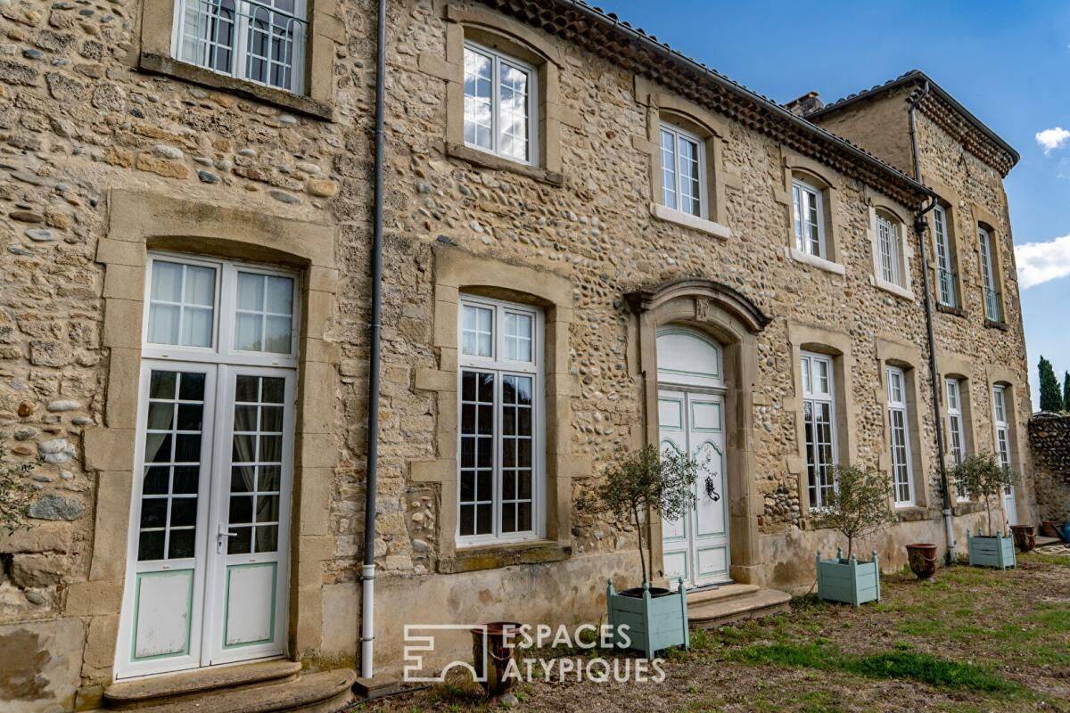Maison 13 pièces 612 m² · à Étoile-sur-Rhône · 612 m² · 995 000 €