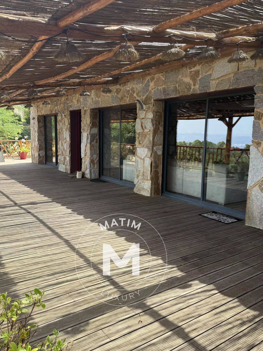 Maison 4 pièces 113 m² · à Coti-Chiavari · 113 m² · 695 000 €