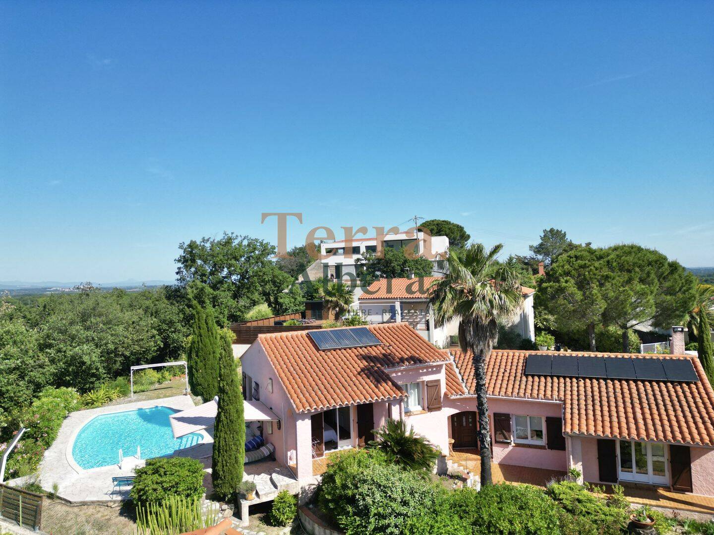 Maison 5 pièces 140 m² · à Laroque-des-Albères · 140 m² · 499 000 €