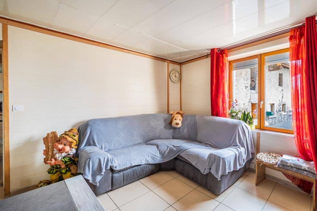 Maison 5 pièces 160 m² · à Grésy-sur-Isère · 160 m² · 270 000 €