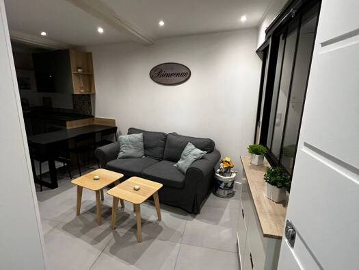 Appartement à louer 670 € 1 pièce 27 m² RDC/1 disponible dès maintenant Sud Est Cormelles-le-Royal 14123