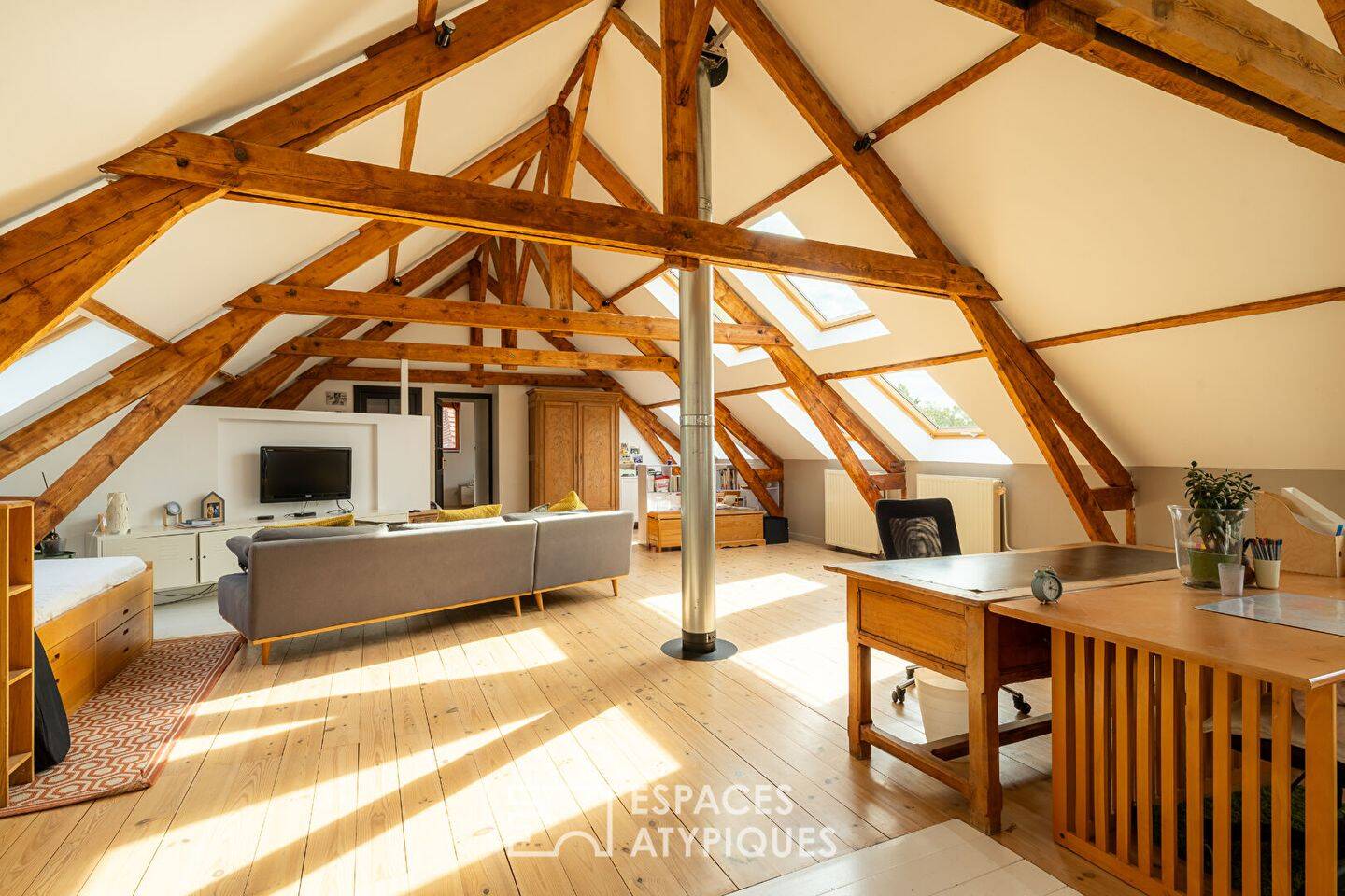 Maison 7 pièces 330 m² · à Fournes-en-Weppes · 330 m² · 899 500 €