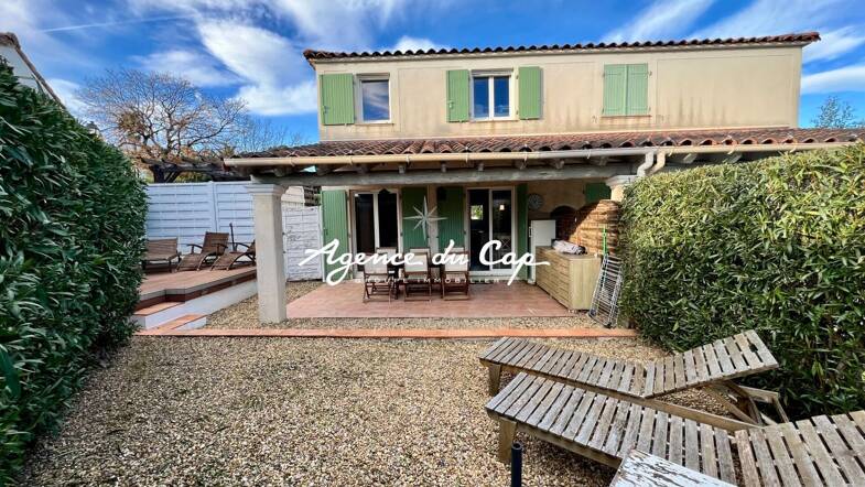 Villa à vendre 320 000 € 3 pièces 2 chambres 50 m² Roquebrune sur Argens 83520