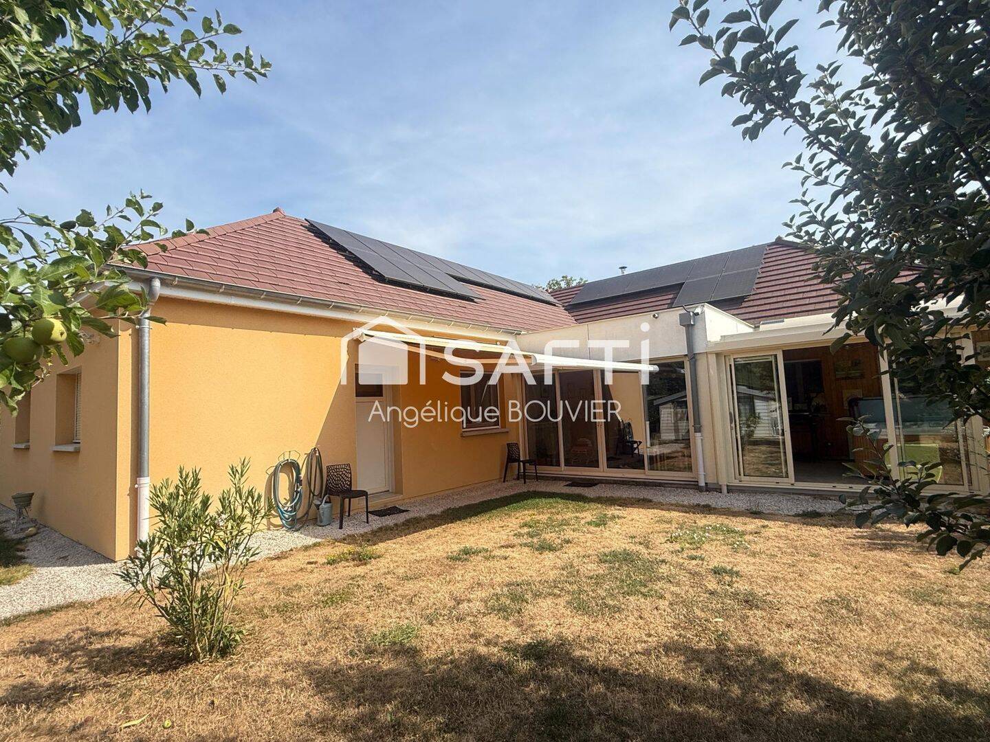 Maison 5 pièces 195 m² · à Mont-sous-Vaudrey · 195 m² · 395 000 €