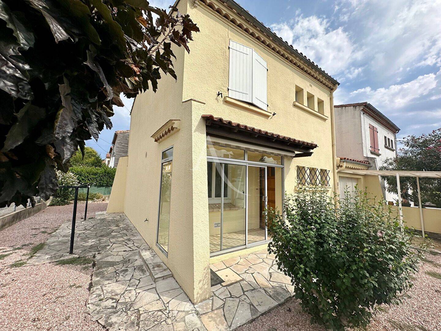 Maison 4 pièces 88 m² · à Carcassonne · 88 m² · 890 €