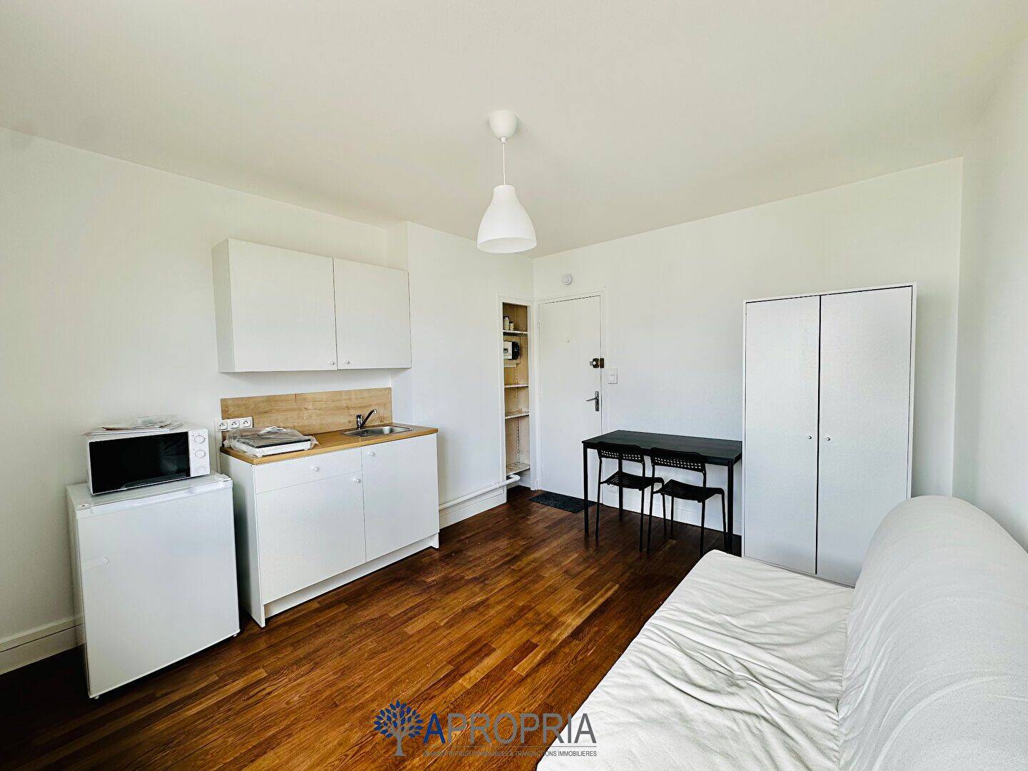 Appartement 1 pièce 12 m² · à Dijon · 12 m² · 350 €