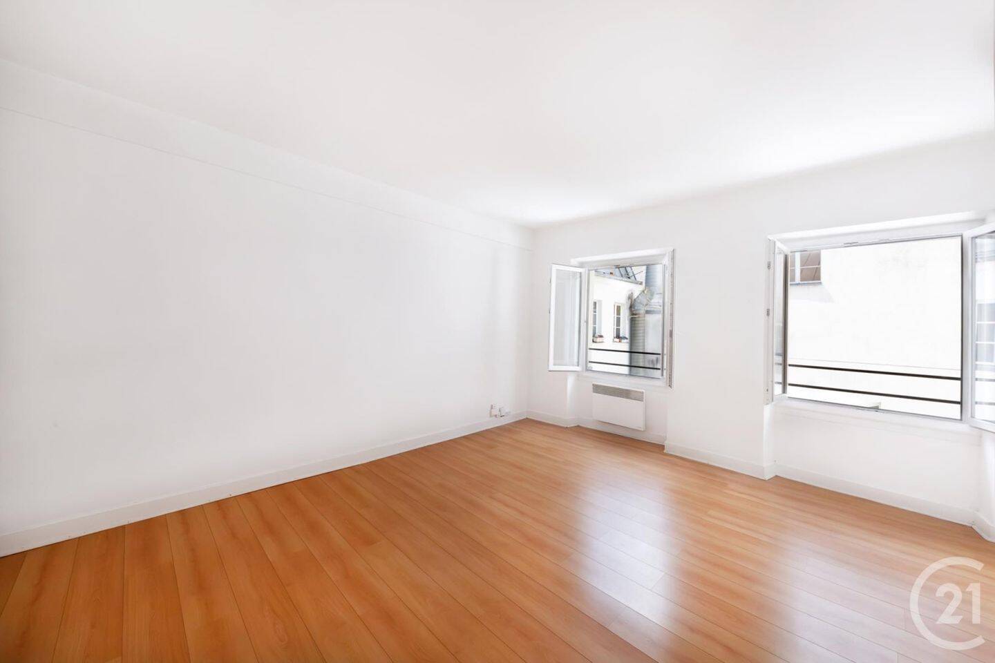 Appartement 1 pièce 30 m² · à Paris 11ème Arrondissement · 30,2 m² · 275 000 €