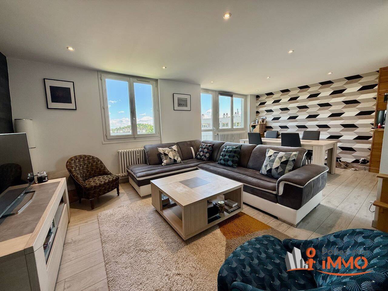 Appartement 3 pièces 65 m² · à Saint-Étienne · 65 m² · 80 000 €
