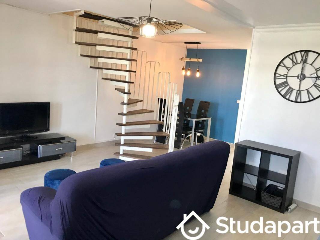 1 pièce 9 m² · à Cergy · 9 m² · 540 €/mois