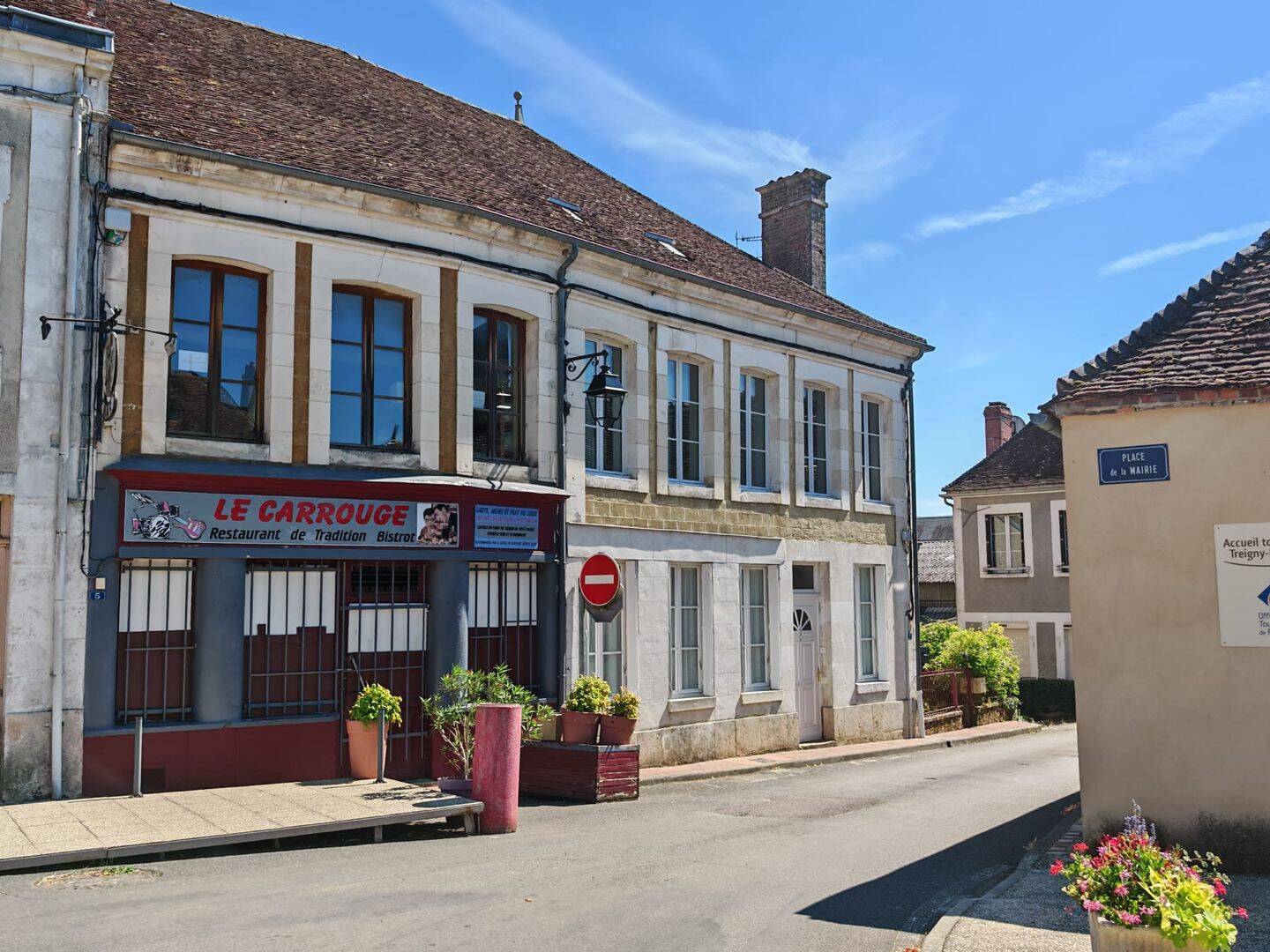 Maison 7 pièces 168 m² · à Treigny-Perreuse-Sainte-Colombe · 168 m² · 210 000 €