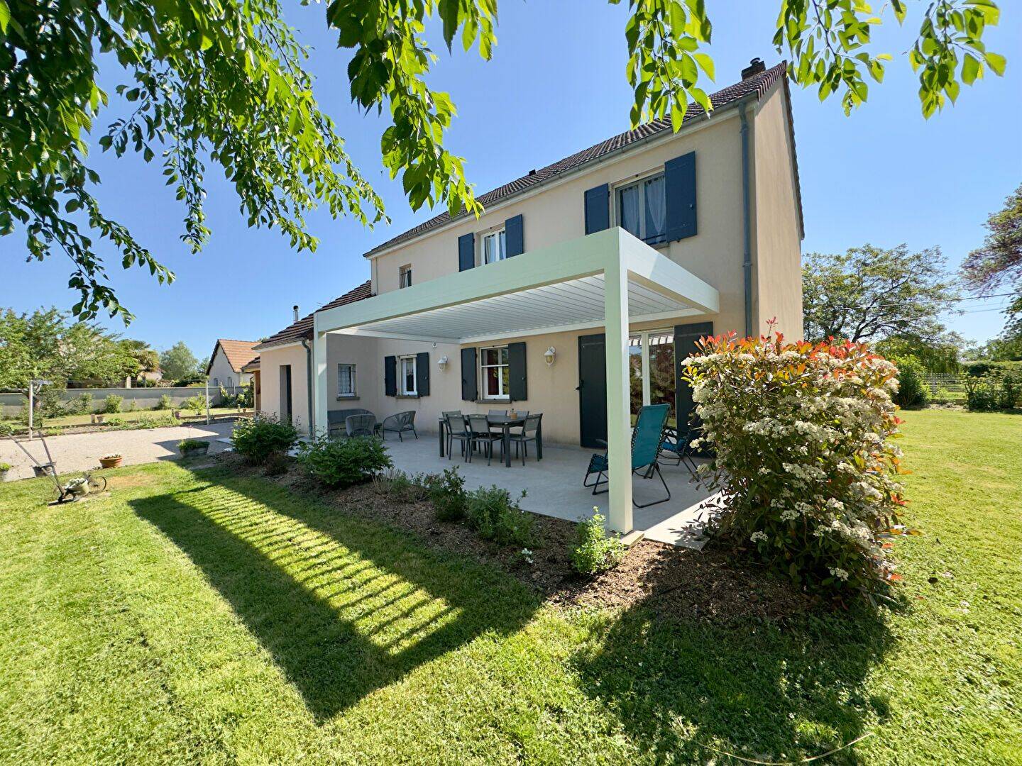 Maison 6 pièces 130 m² · à Chevigny-en-Valière · 130 m² · 330 000 €