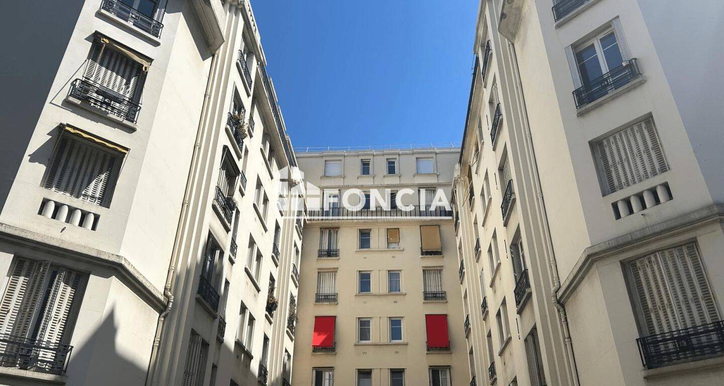 Appartement 2 pièces 41 m² · à Paris 16ème Arrondissement · 41 m² · 1 300 €/mois