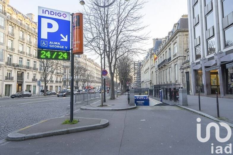 Garage/Stationnement à vendre 39 000 € 12 m² Triangle d'Or Paris 8ème 75008