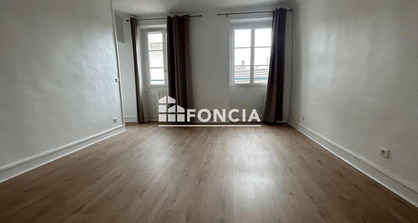 Appartement 2 pièces 46 m² · à Saint-Germain-en-Laye · 46,4 m² · 981 €