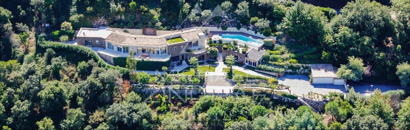 Maison 10 pièces 385 m² · à Saint-Tropez · 385 m² · 8 950 000 €