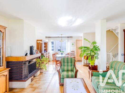 Maison à vendre 279 900 € 5 pièces 3 chambres 112 m² 137 m² de terrain La Raviniere Osny 95520