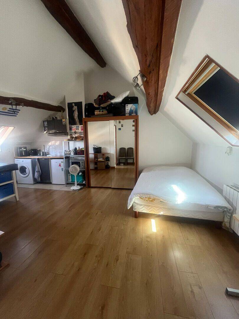 Appartement 1 pièce 22 m² · à Saint-Germain-en-Laye · 21,7 m² · 685 €/mois