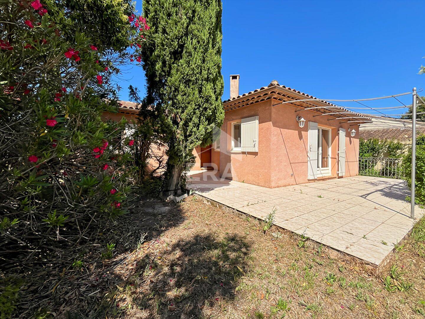 Maison 5 pièces 106 m² · à Rognonas · 106 m² · 414 000 €