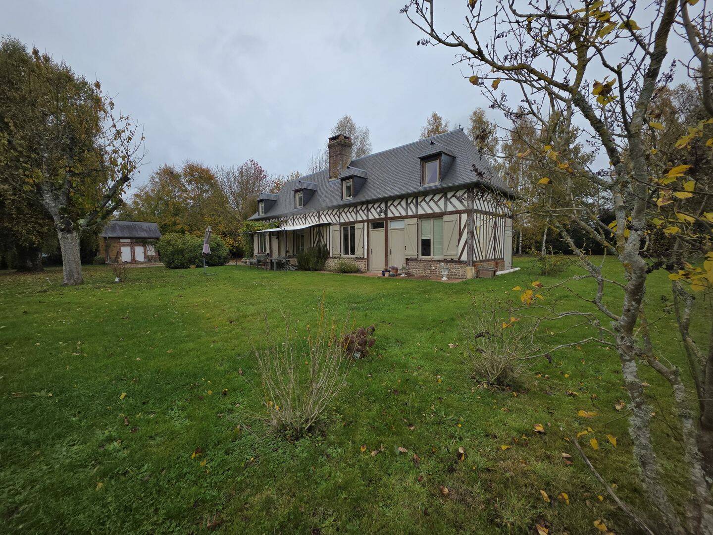 Maison 8 pièces 156 m² · à Bernay · 156 m² · 546 000 €