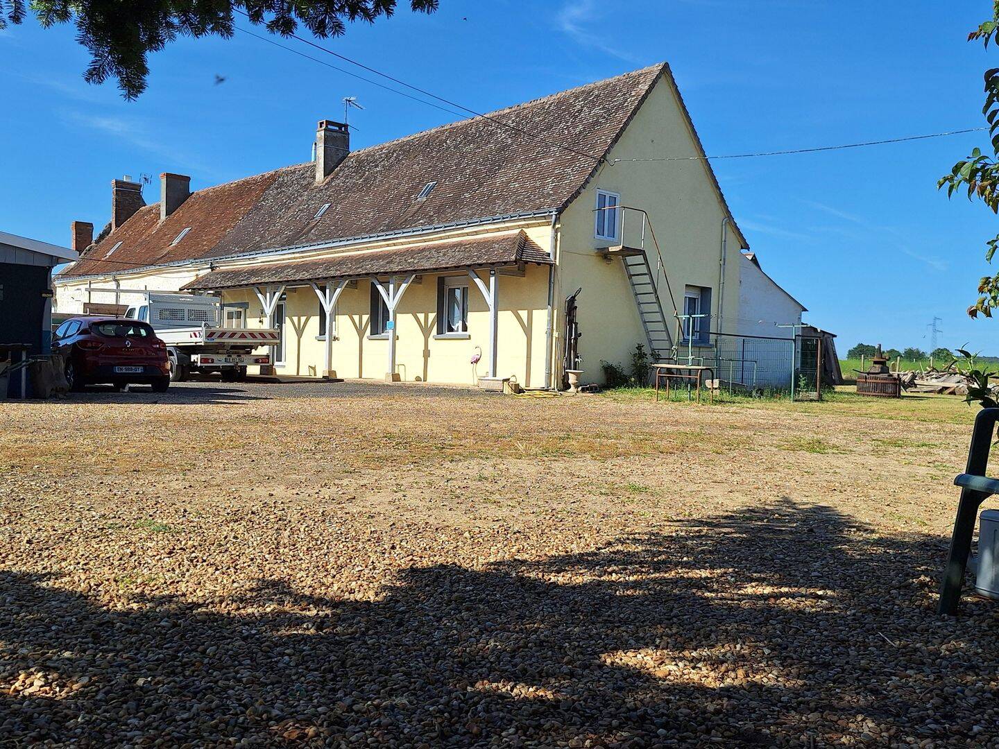 Maison 8 pièces 202 m² · à Noyant-Villages · 202 m² · 149 900 €