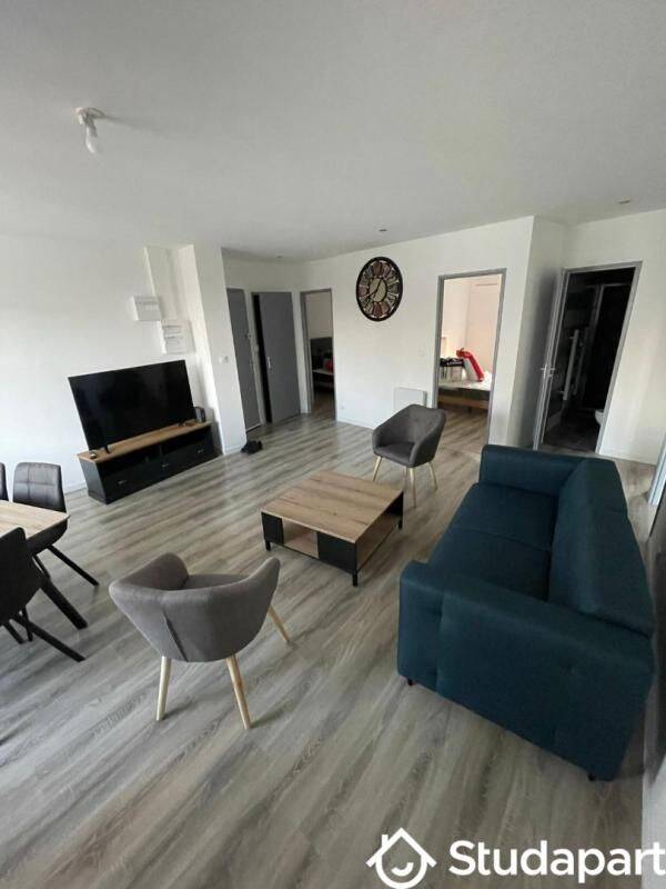 1 pièce 11 m² · à Châtellerault · 11 m² · 405 €/mois