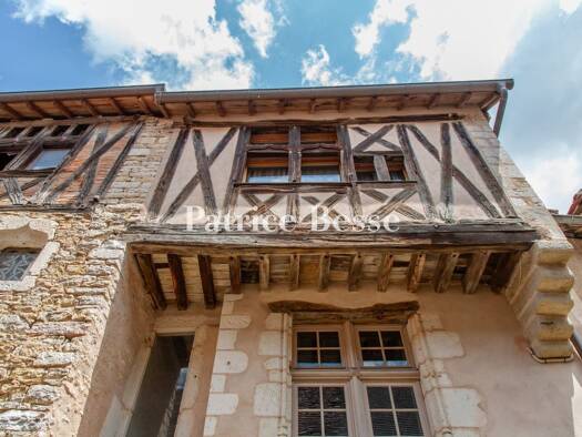 Maison à vendre 230 000 € 3 pièces 1 chambre 107 m² 48 m² de terrain Saint-Gengoux-le-National 71460