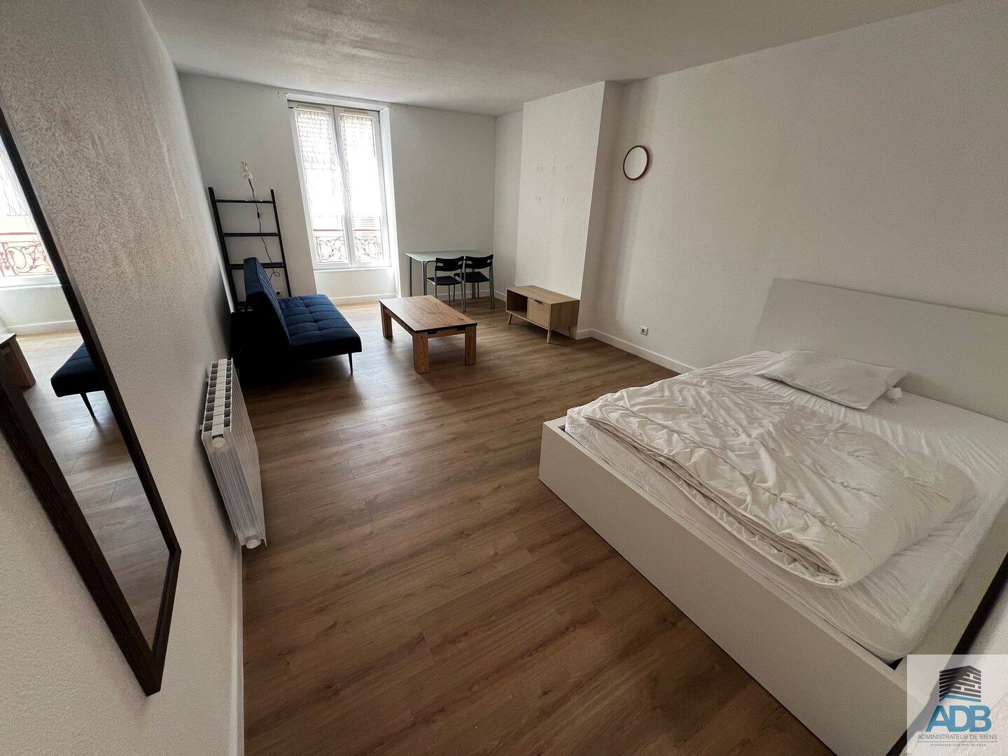 Appartement 1 pièce 33 m² · à Roanne · 33 m² · 420 €