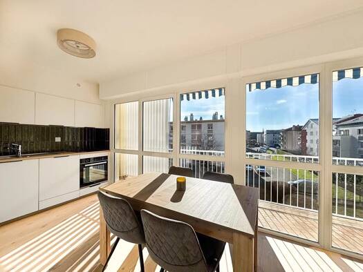 Appartement à louer 1 265 € 3 pièces 2 chambres 56,8 m² 2ème étage Cités Thonon-les-Bains 74200