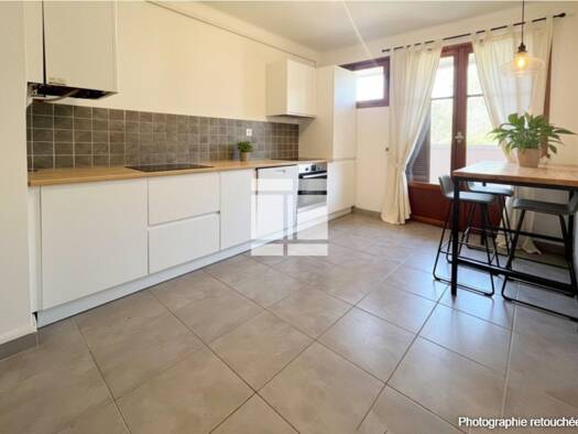 Appartement à vendre 189 000 € 3 pièces 2 chambres 66,7 m² RDC/8 Les Jardins de l'Empereur Ajaccio 20000