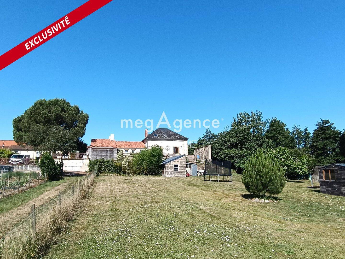 Maison 7 pièces 148 m² · à Les Achards · 148 m² · 349 500 €