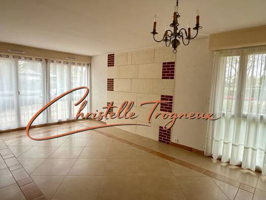 Appartement à vendre 139 000 € 2 pièces 1 chambre 53 m² RDC/4 Val d'Avre Amiens 80090