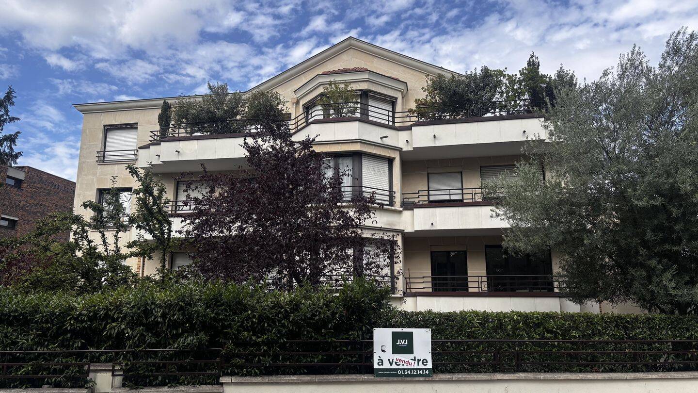 Appartement 1 pièce 27 m² · à Montmorency · 27,3 m² · 833 €