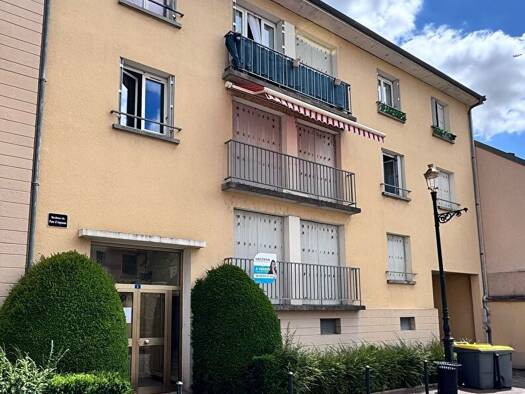 Appartement à vendre 130 000 € 3 pièces 2 chambres 70,1 m² RDC/3 Centre Ville Étampes 91150