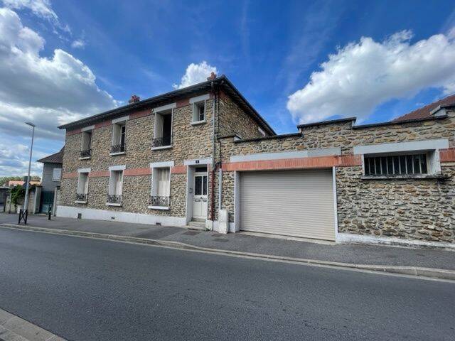 Appartement 5 pièces 145 m² · à Melun · 144,8 m² · 1 280 €/mois