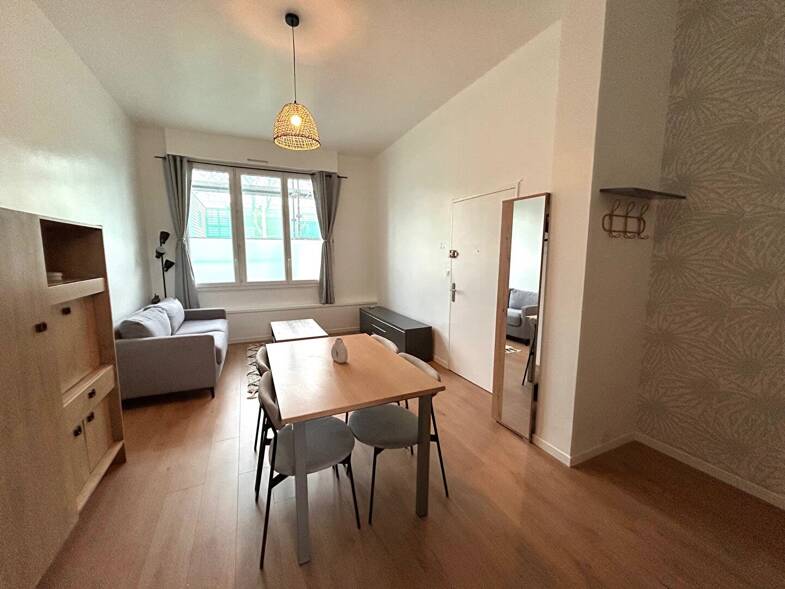 Appartement à louer 550 € 1 pièce 31 m² RDC Saint Nazaire 44600