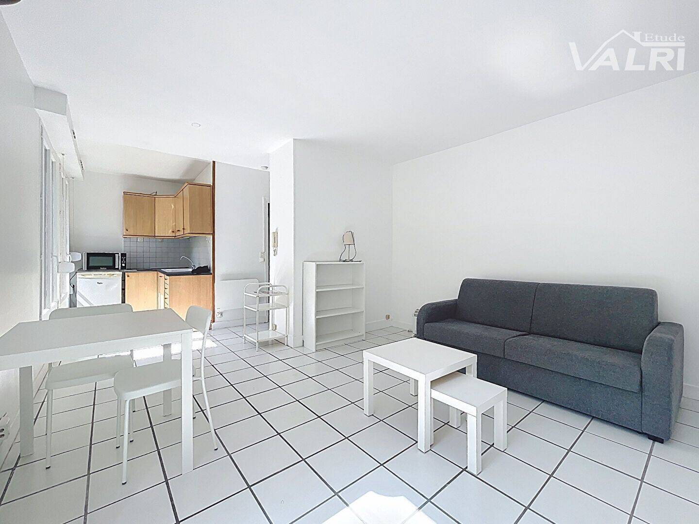 Appartement 1 pièce 29 m² · à Paris 11ème Arrondissement · 28,8 m² · 1 100 €/mois