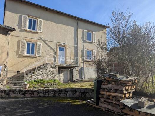 Maison à vendre 130 000 € 5 pièces 3 chambres 121 m² Saint-Barthélemy-Lestra 42110