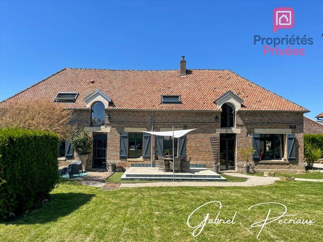Maison 8 pièces 236 m² · à Macey · 236 m² · 430 000 €