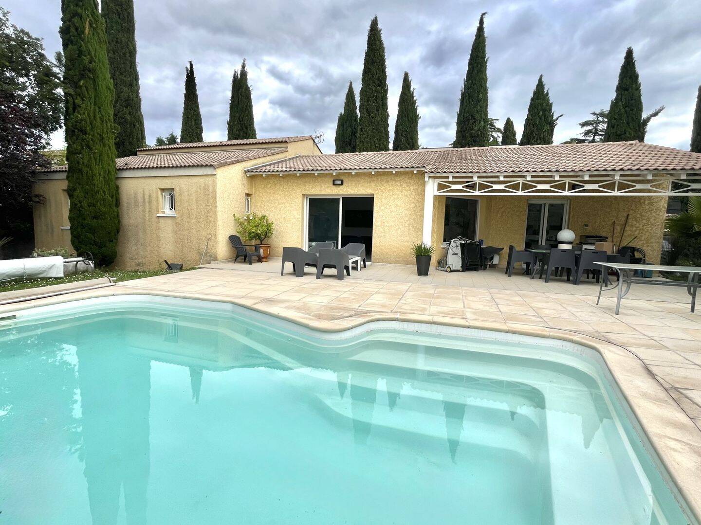 Maison 4 pièces 120 m² · à Alès · 120 m² · 375 000 €