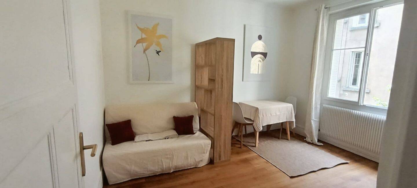 Appartement à louer Dijon — 1