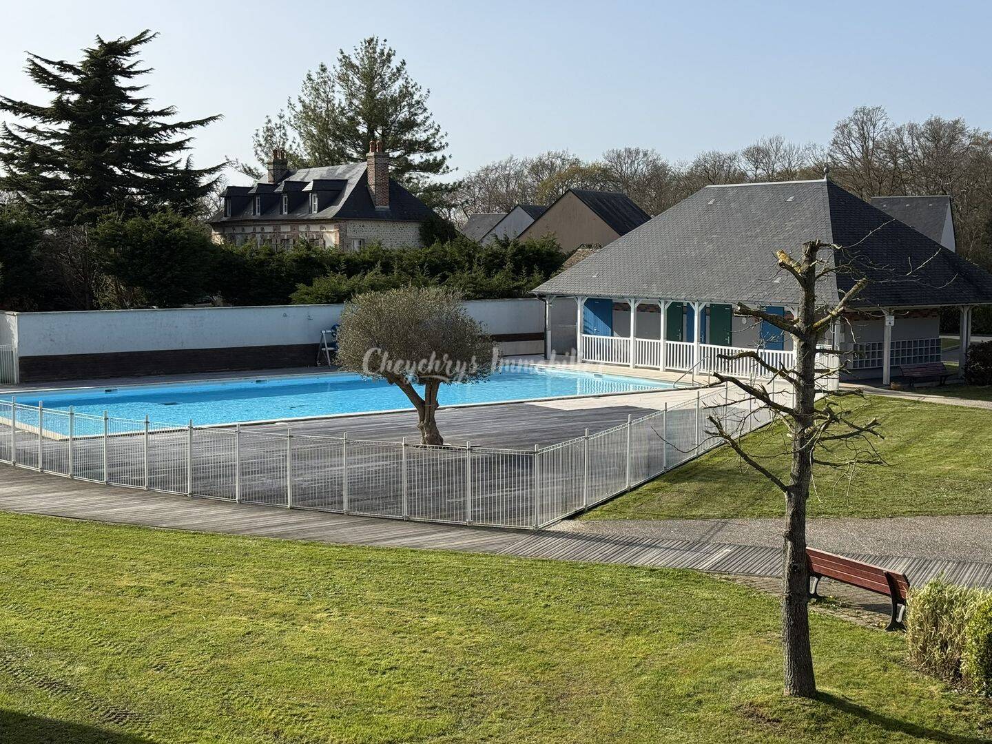 Appartement 3 pièces 55 m² · à La Rivière-Saint-Sauveur · 55 m² · 152 500 €