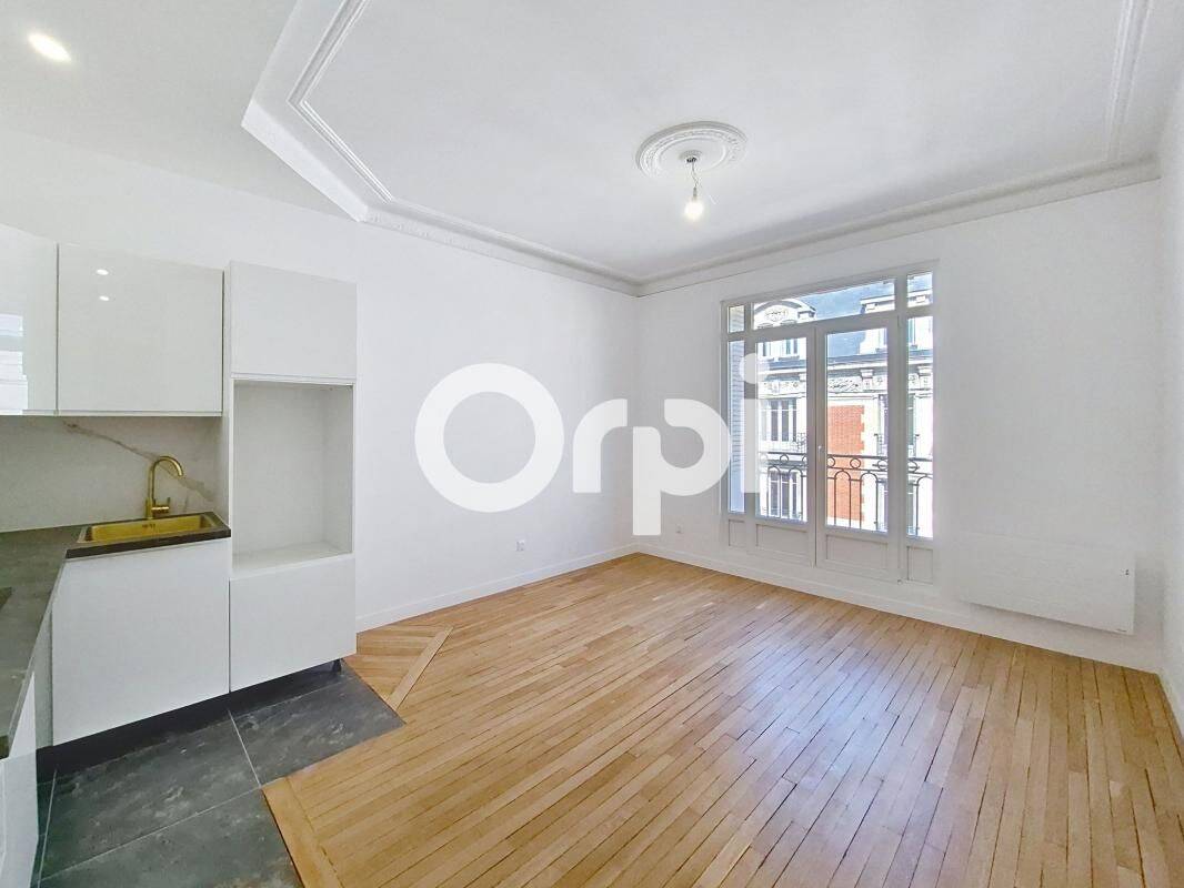Appartement 3 pièces 60 m² · à Soissons · 59,7 m² · 990 €/mois