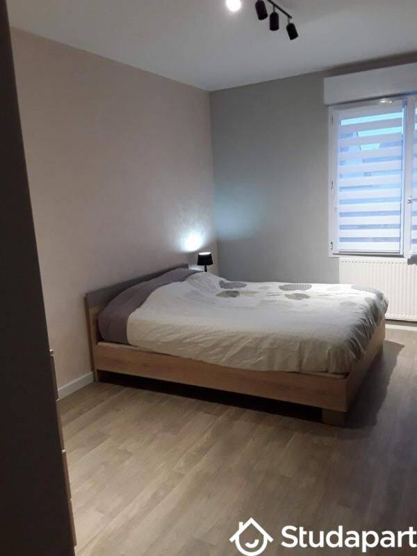 Appartement 1 pièce 13 m² · à Saint-Barthélemy-d'Anjou · 13 m² · 380 €