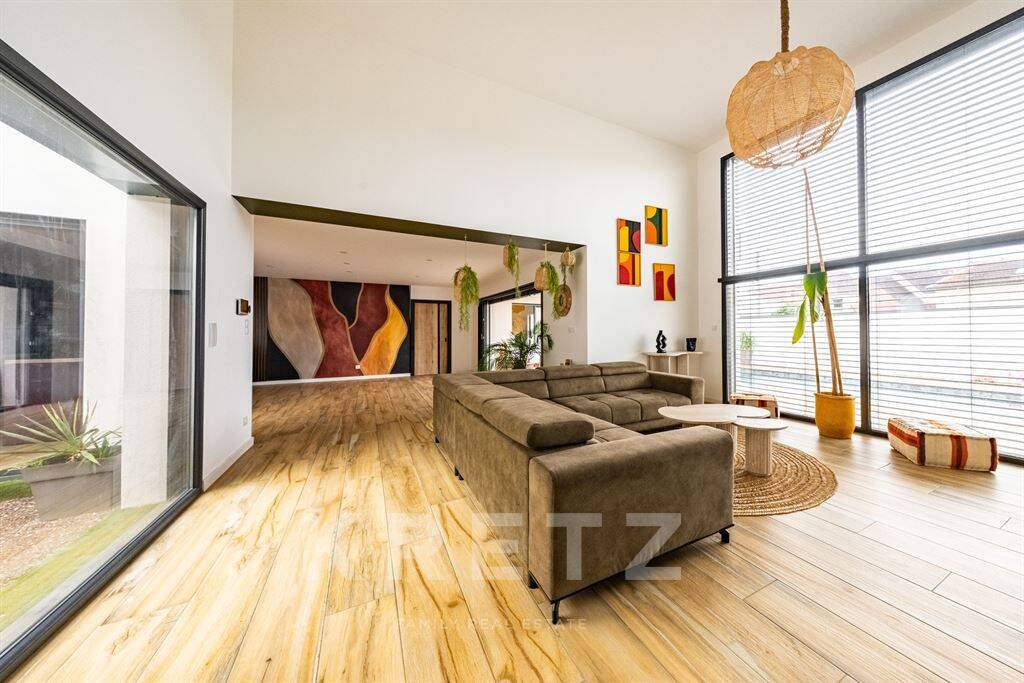 DIJON – Villa d'architecte contemporaine de plain-pied avec pisc — 5