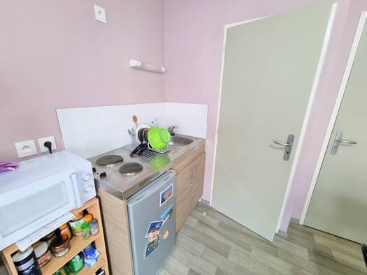 Appartement à louer 335 € 1 pièce 17 m² Étage 1/3 Grand Centre Albi 81000
