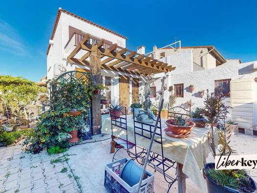 Maison à vendre 389 000 € 5 pièces 3 chambres 115 m² 200 m² de terrain La Franqui Leucate 11370