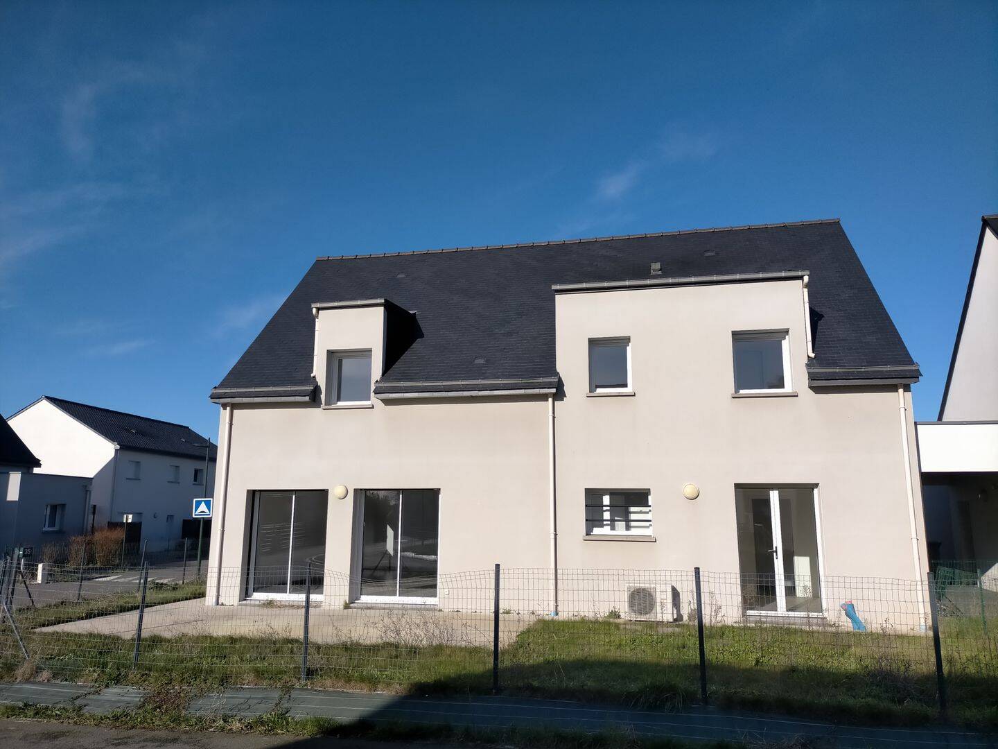 Maison 8 pièces 167 m² · à Beaussais-sur-Mer · 167 m² · 399 900 €