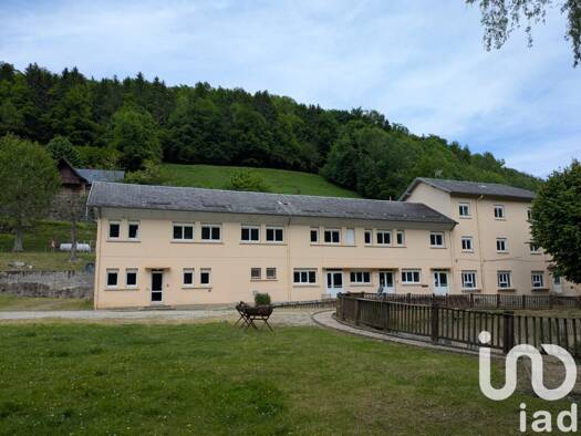 Immeuble à vendre 674 900 € 1 178 m² Sentein 09800